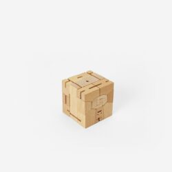 Areaware-Cubebot-Guthrie-solutionkey