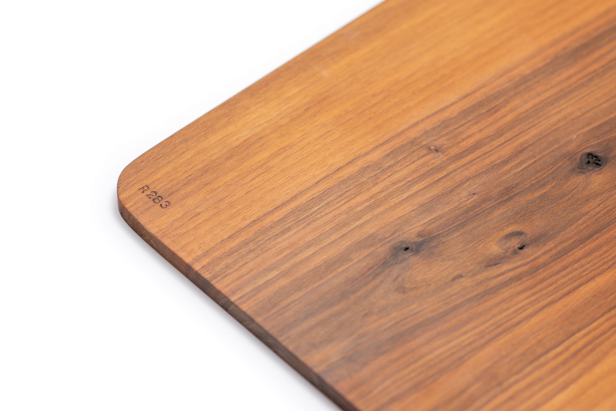 tagliere-serie-r-43x30-noce-01 Tagliere Vud R 43x30 - noce - dettaglio numero